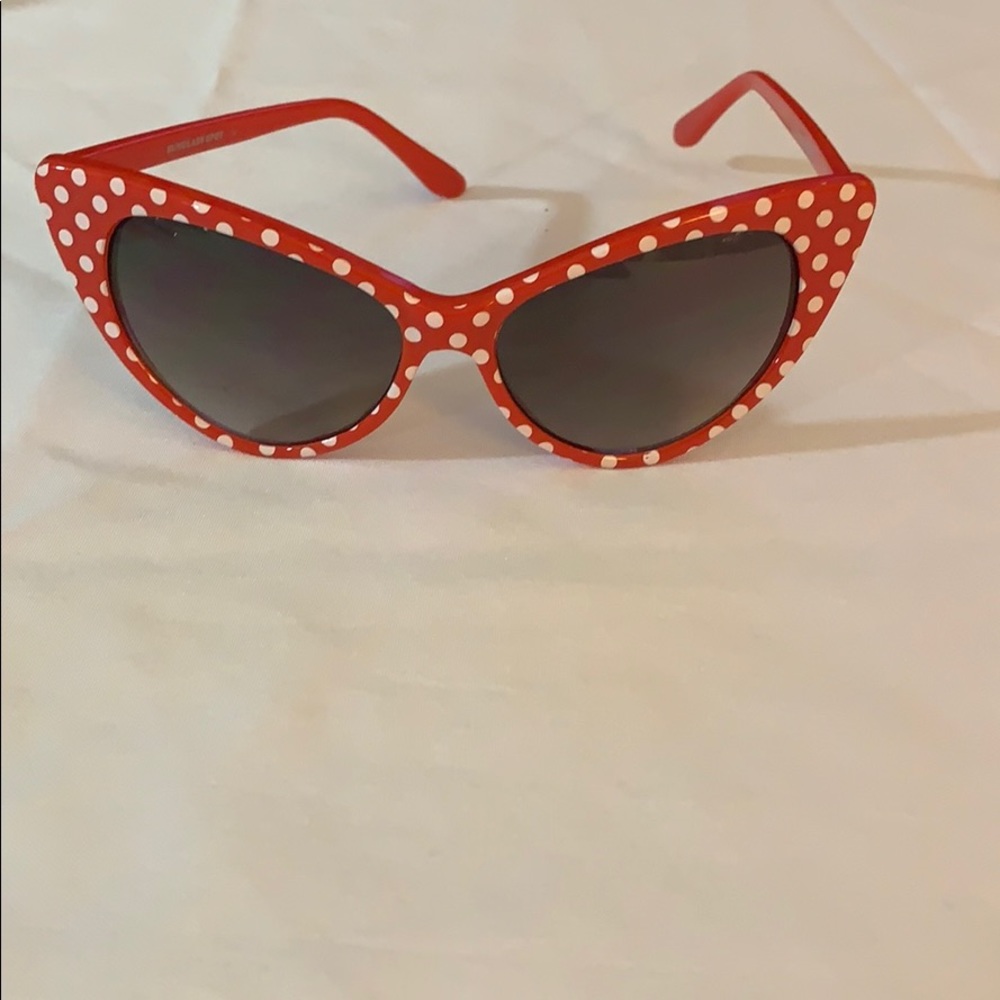 Retro cat eye Women’s sunglasses